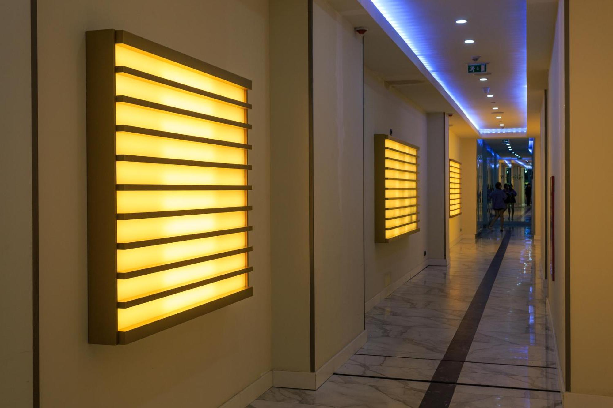 Best Location Apartments In Batumi Exteriör bild