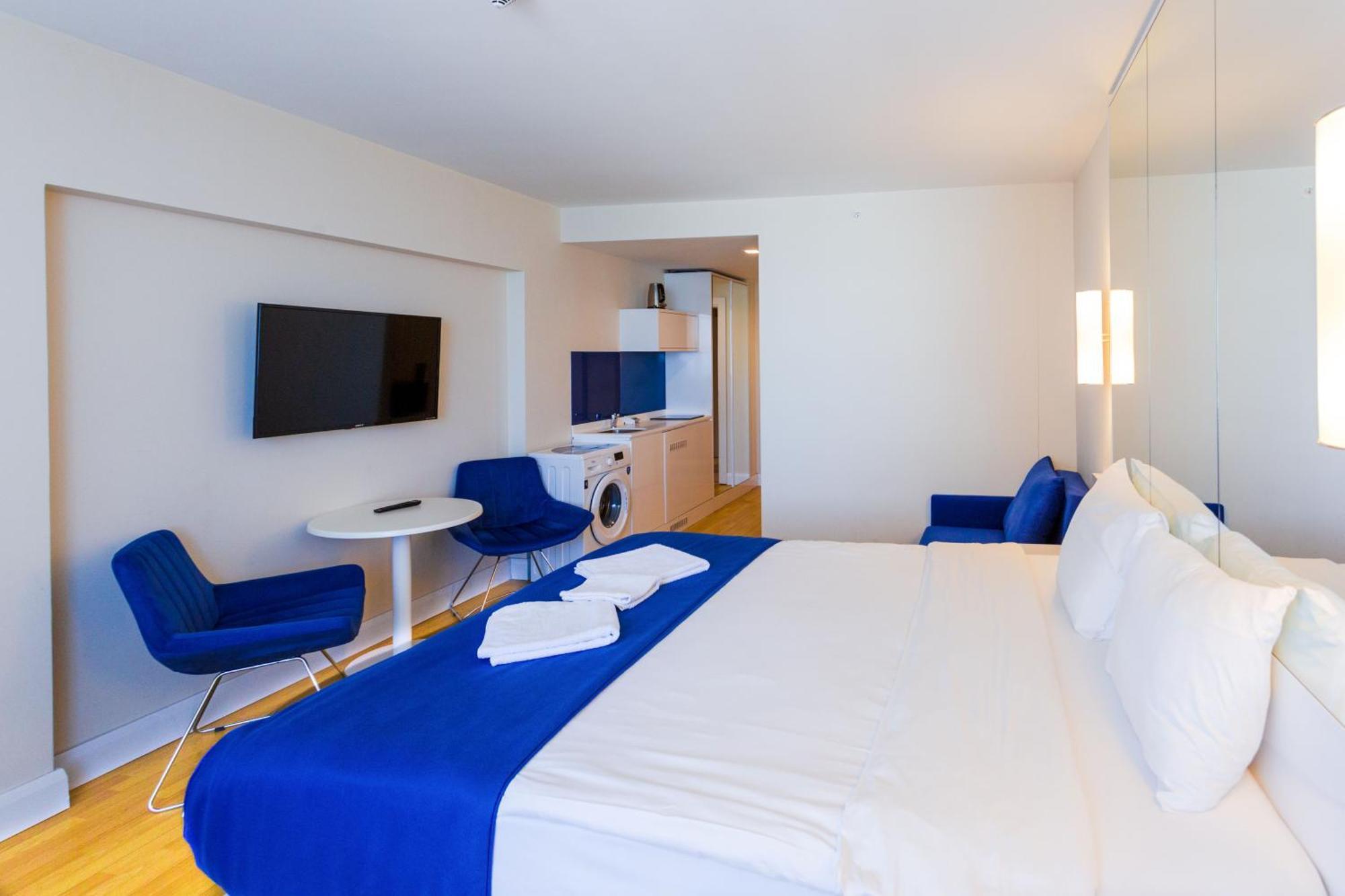 Best Location Apartments In Batumi Exteriör bild