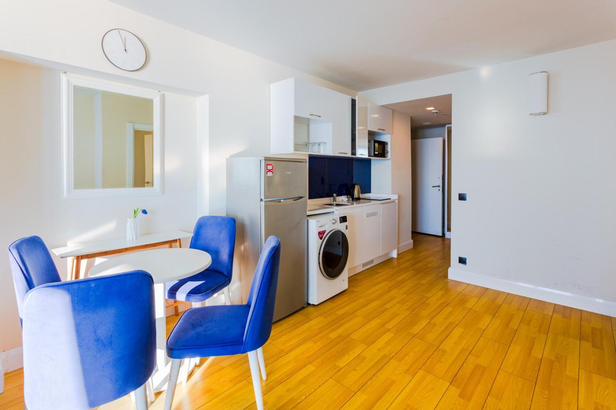 Best Location Apartments In Batumi Exteriör bild