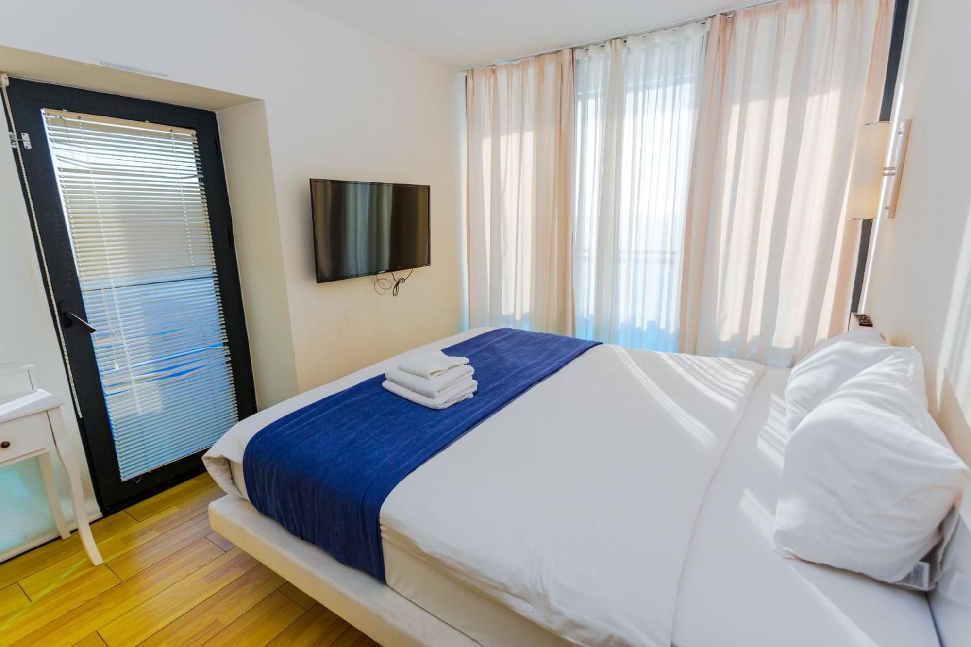 Best Location Apartments In Batumi Exteriör bild