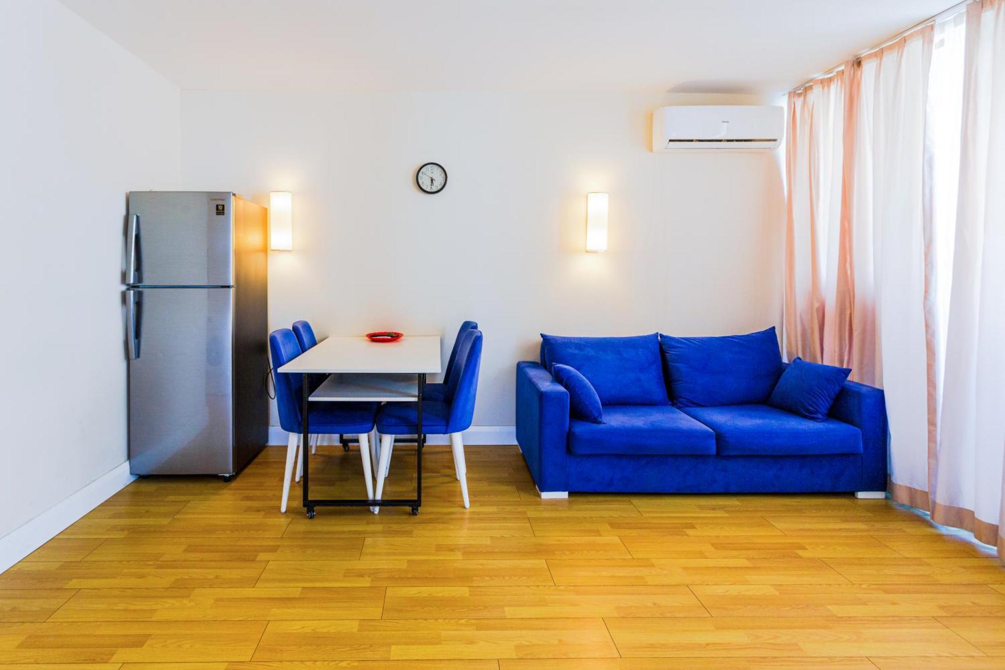 Best Location Apartments In Batumi Exteriör bild