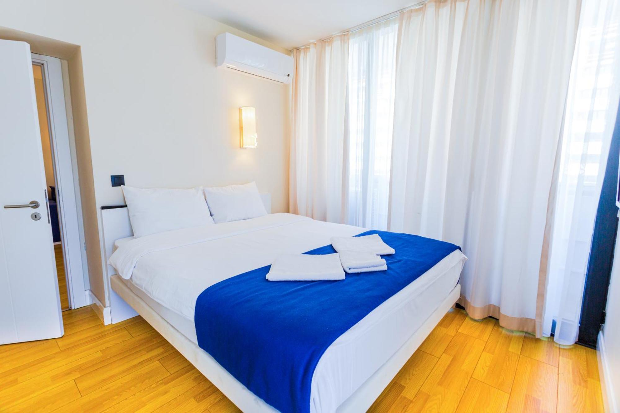 Best Location Apartments In Batumi Exteriör bild