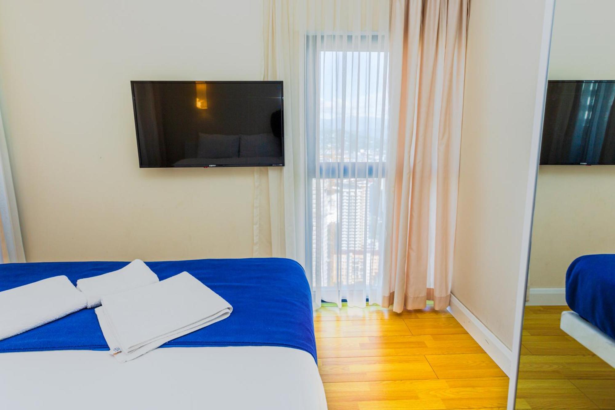 Best Location Apartments In Batumi Exteriör bild